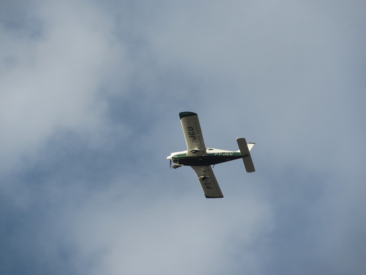 Aeronave cai em comunidade durante temporal em Manicoré