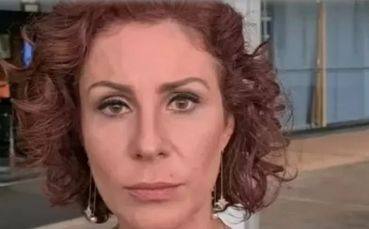 Carla Zambelli é diagnosticada com Covid-19