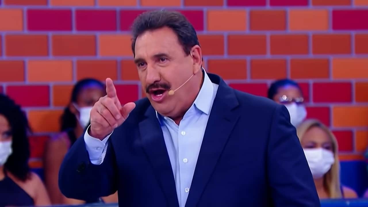 Vídeo de Ratinho criticando bloqueio de rodovias é antigo; Entenda  