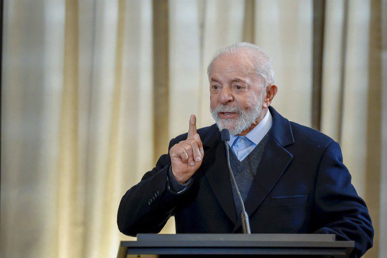 Lula sobre descontos irregulares em aposentadorias: 'Vítimas não serão prejudicadas'