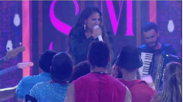 Simone celebra início de carreira solo durante festa no BBB23; vídeo