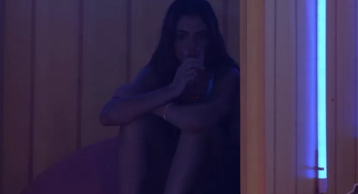 Key tem crise de ciúmes ao ver Larissa com Gustavo em festa no BBB23; vídeo