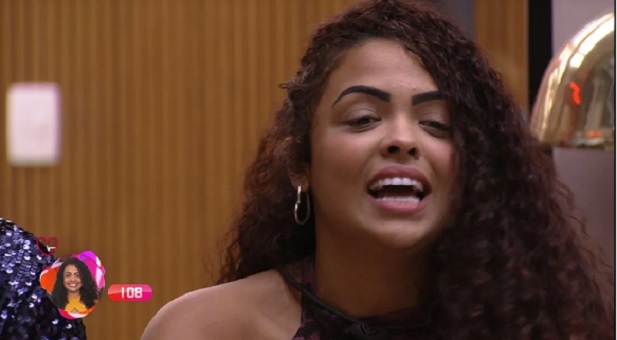 Da Casa da Vidro, Paula bate recorde ao ser eliminada com 72,5% dos votos; vídeo