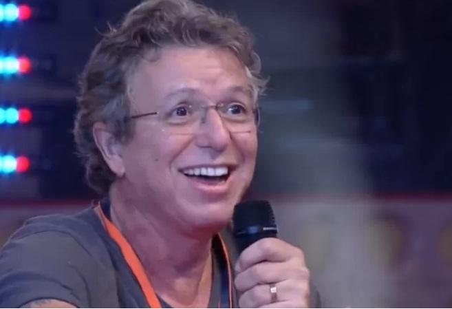 Fãs do casal GusKey pedem respeito e Boninho rebate: 'de onde tiraram?'