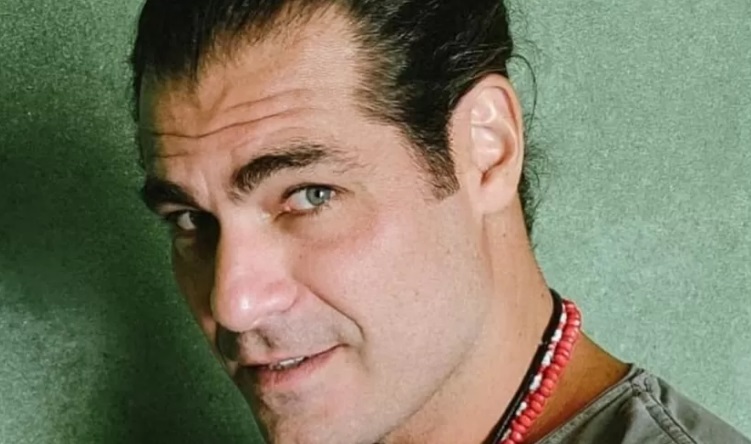 Casado há 20 anos, Thiago Lacerda comenta troca de mensagens com Key
