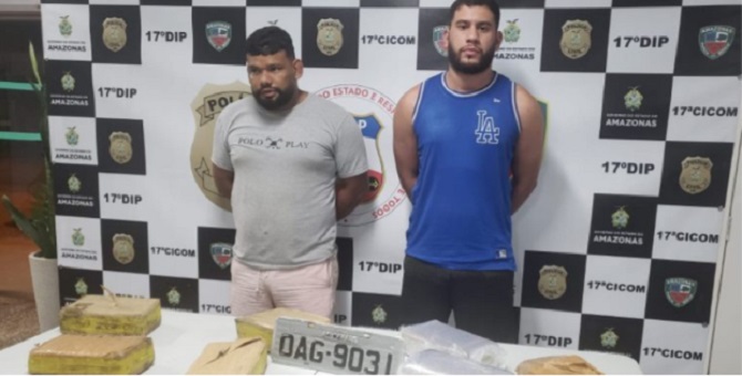 Suspeitos de espancarem jovem em banda de carnaval são presos com 14kg de drogas em Manaus