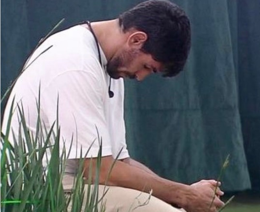 Mãe de Sapato comenta expulsão do lutador por assédio no BBB23: 'Levante a cabeça'