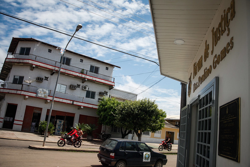 Justiça determina que Amazonas Energia forneça serviço de qualidade em Codajás