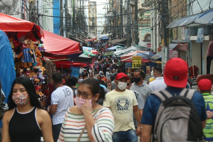 Decreto que autoriza reabertura do comércio começa a valer hoje no Amazonas