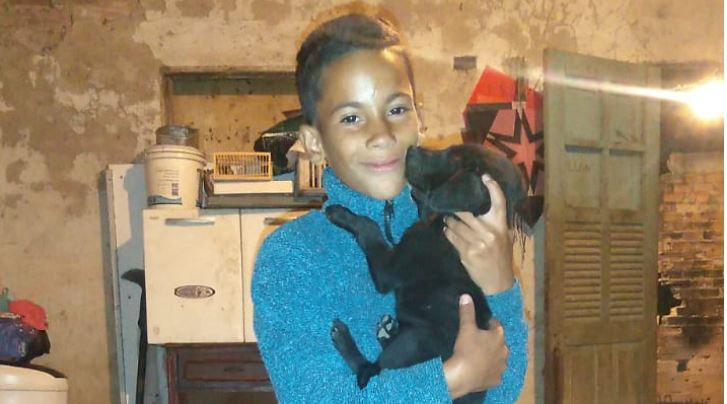 Desabamento de laje mata criança que buscava tijolo para casinha de cachorro