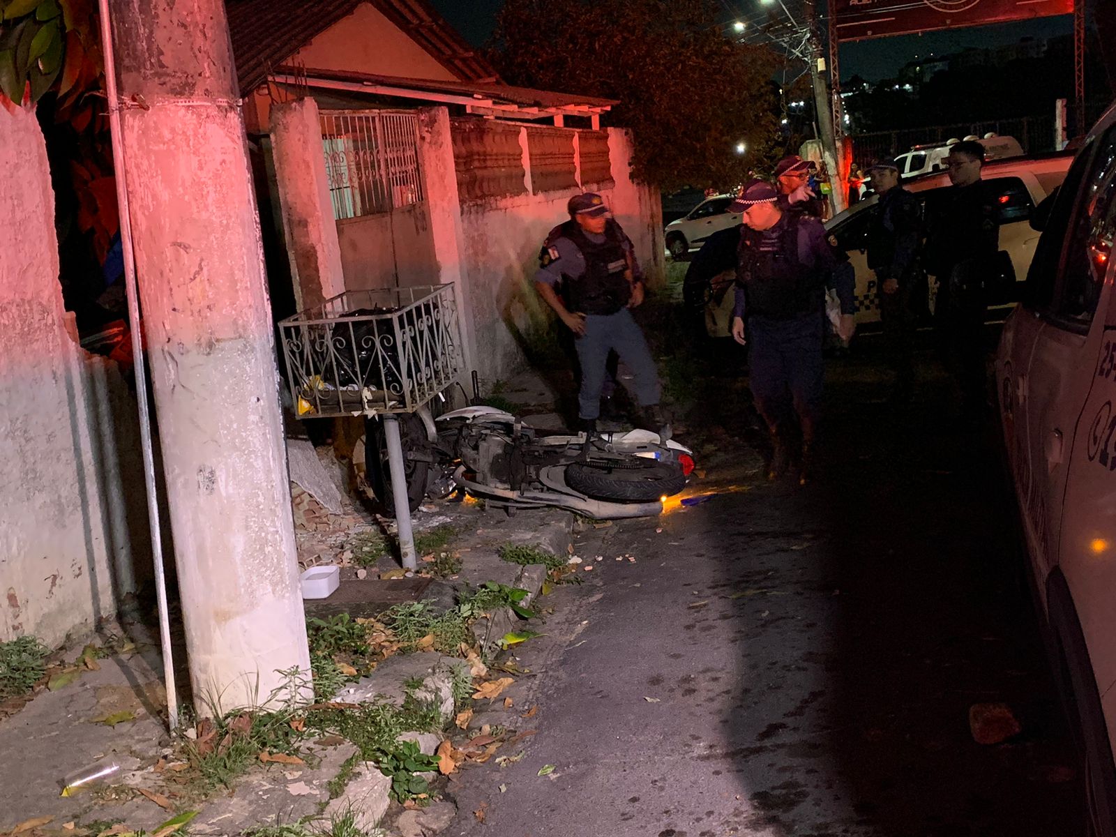 Menor morto em acidente no Ajuricaba é suspeito de assassinar padrasto da namorada