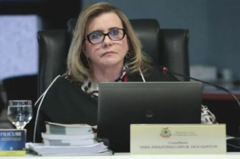 Yara Lins cria mais de 80 novos cargos comissionados no TCE-AM