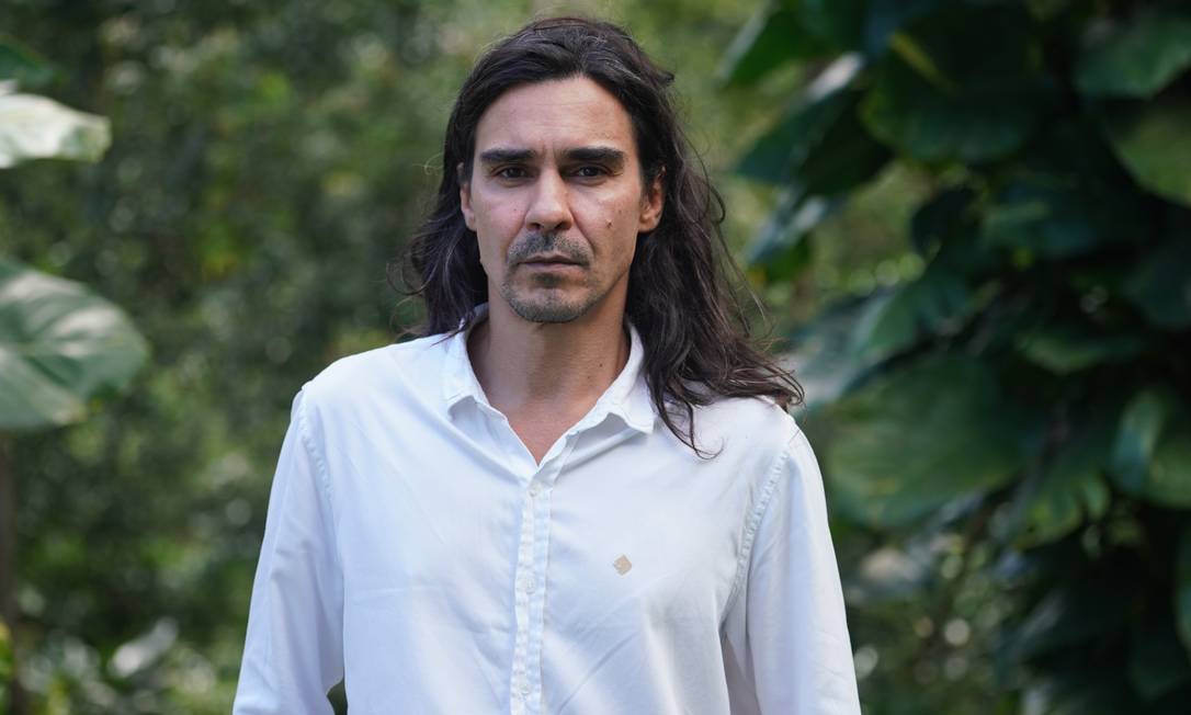 Outra filha pede prisão de André Gonçalves e ator cogita encerrar carreira 