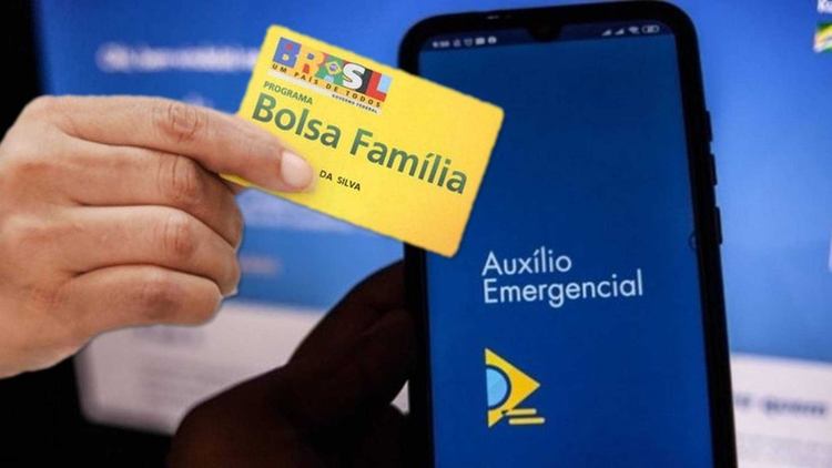 Governo avalia aumentar valor do Bolsa Família para R$ 300