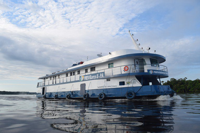 Barco levará atendimento do INSS para o interior do Amazonas: veja cronograma