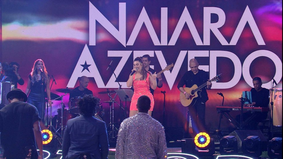 Naiara Azevedo canta no BBB22 e dispara: 'Cada um dá um jeito de chegar na final'