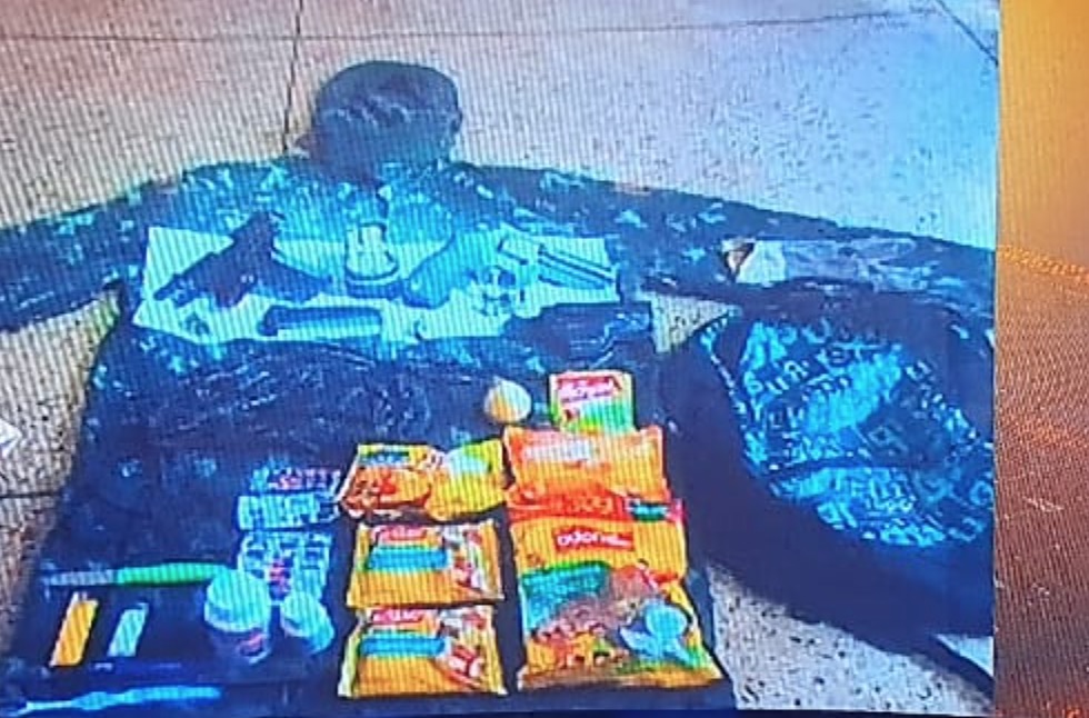 Polícia revela o que Lázaro levava na mochila; veja foto