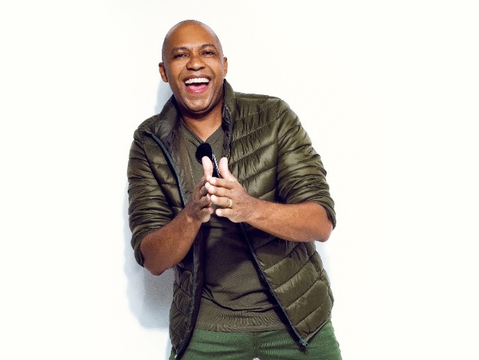 Salgadinho, ex-Katinguelê, anima Luar de Uaicurapá em Manaus