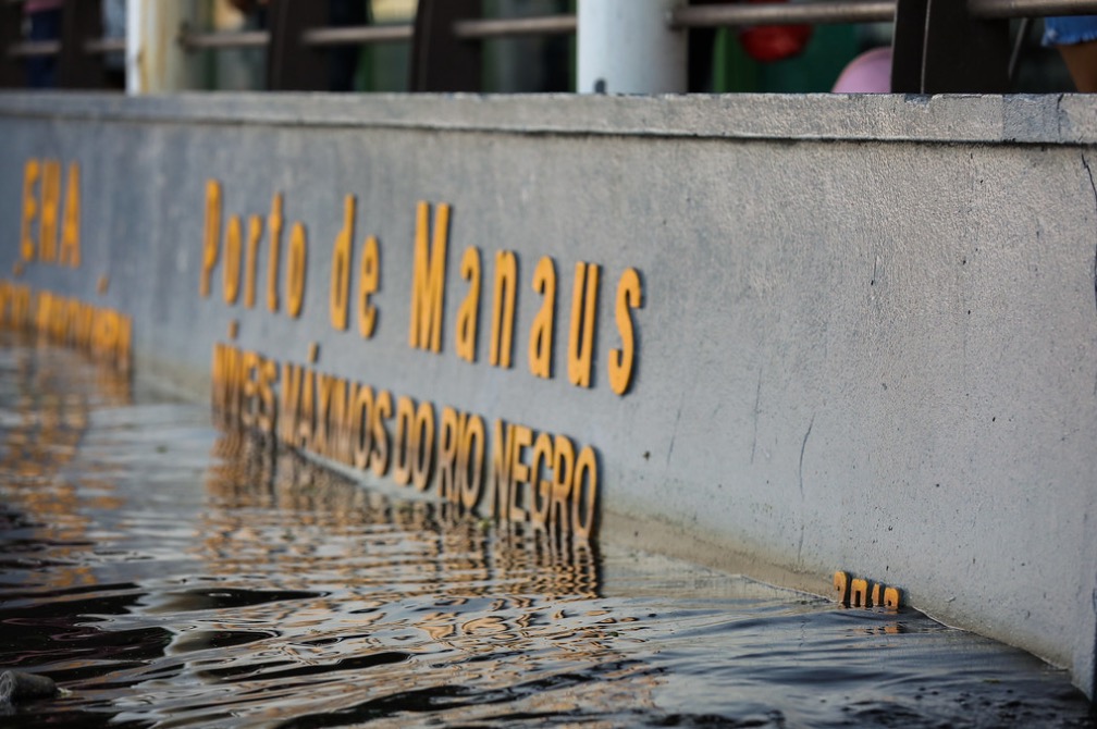 Nível do Rio Negro sobe 19 centímetros em menos de uma semana no Amazonas