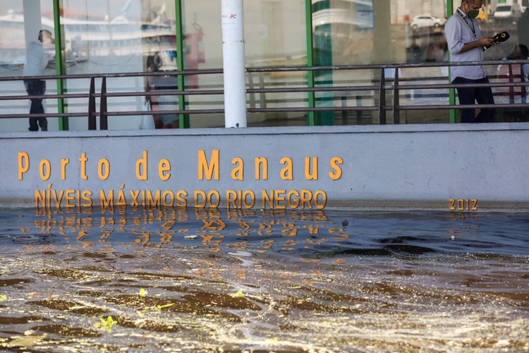 Nível do Rio Negro sobe 28 centímetros em três dias no Amazonas