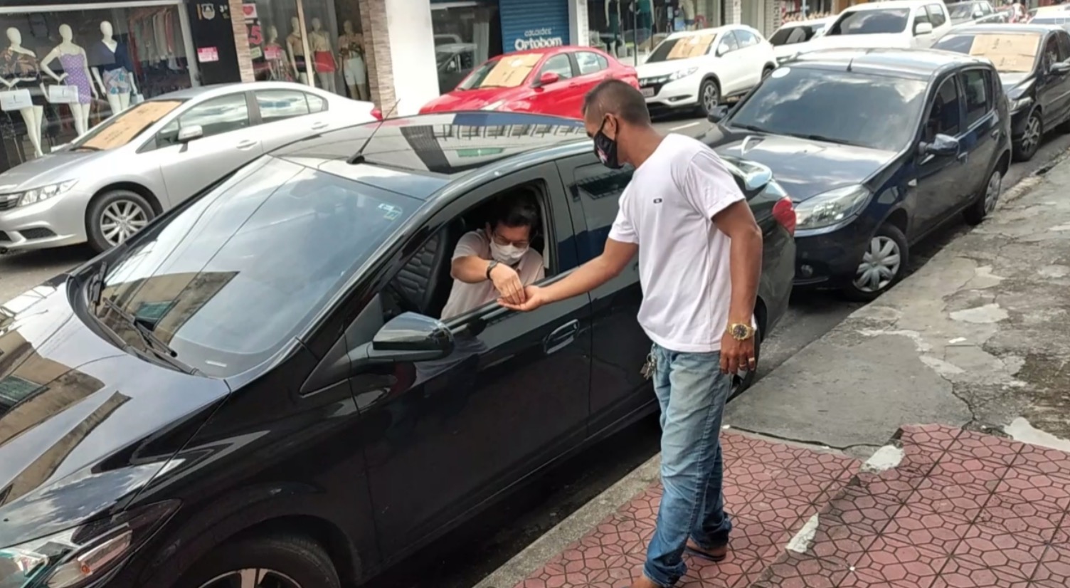 'Flanelinha ganha R$ 4 mil por mês', diz ministro sobre trabalho informal no Brasil