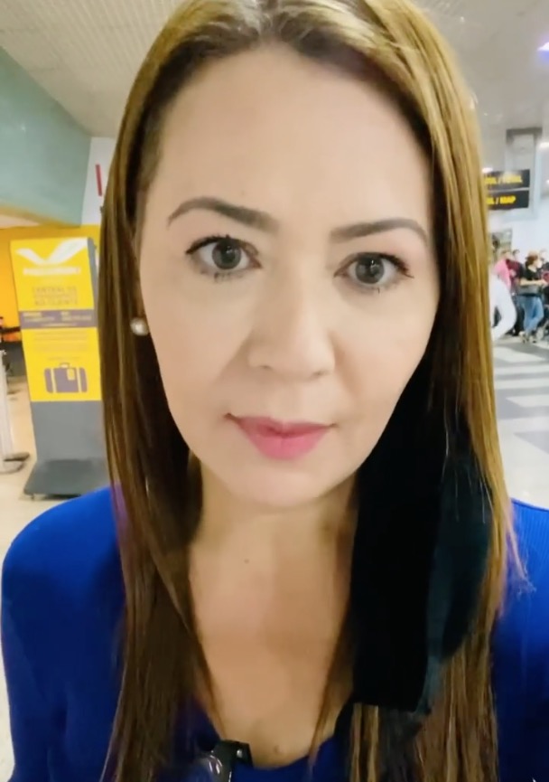 Jornalista Cleo Pinheiro relata pânico após turbina de avião pegar fogo em Manaus: 'achei que ia morrer'