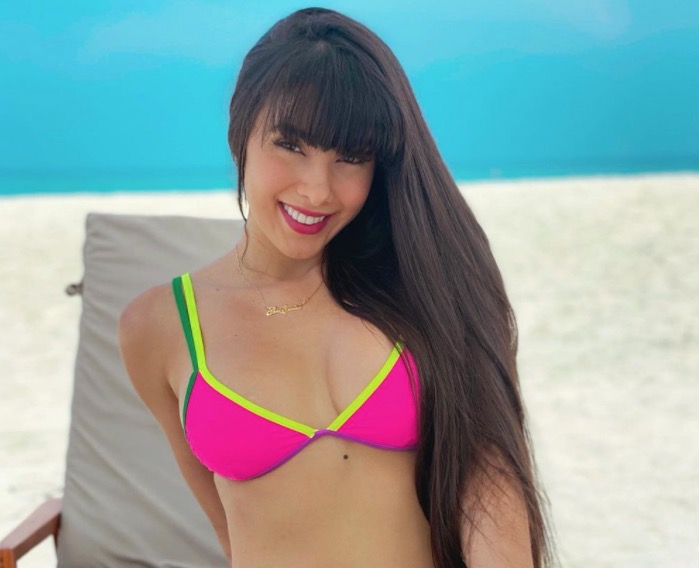 Juliana Bonde lança música polêmica e cita famosos: 'pega piriquita escondido'