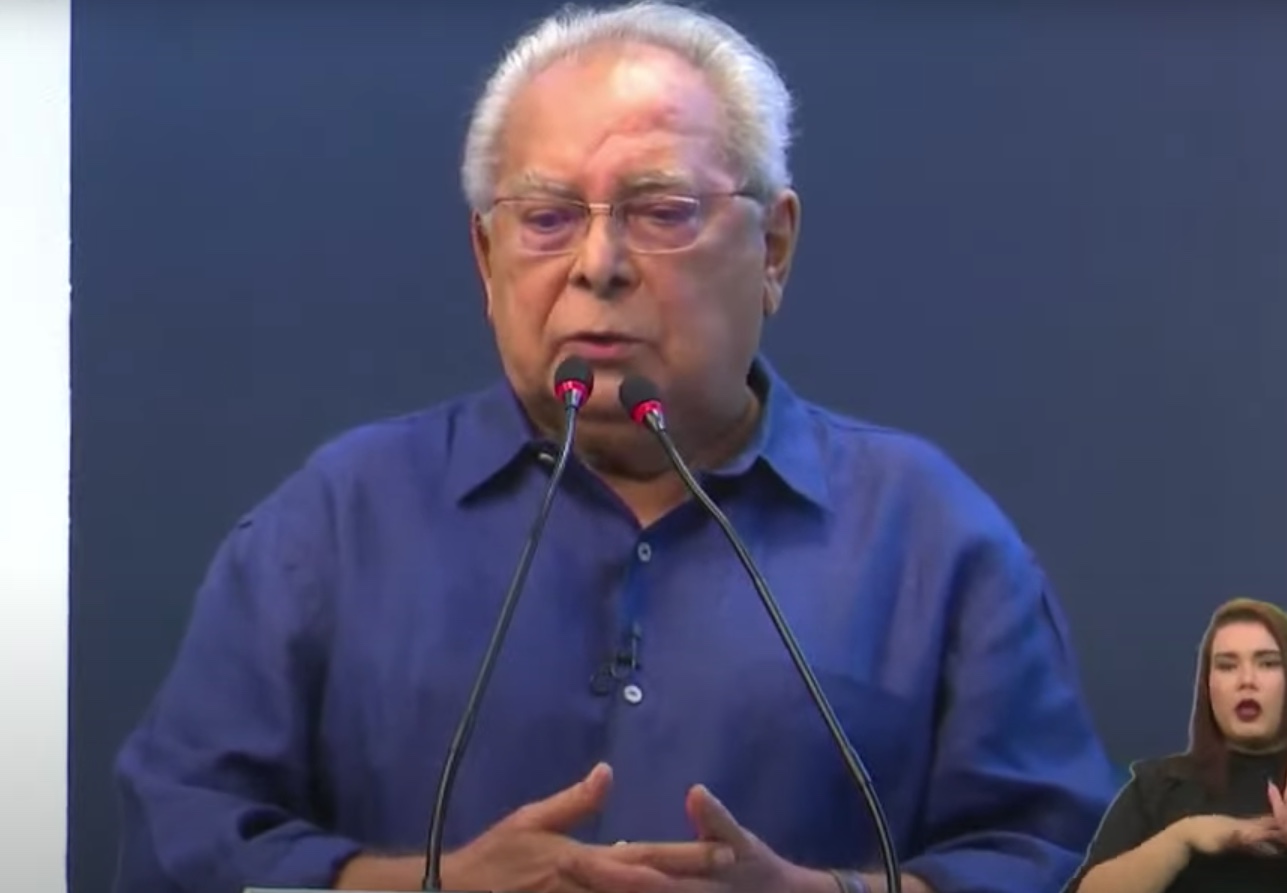 Amazonino elogia Tuyuka e reconhece importância da UEA durante debate