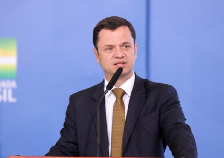 Cinco senadores encontram Torres na prisão; nova visita é prevista amanhã