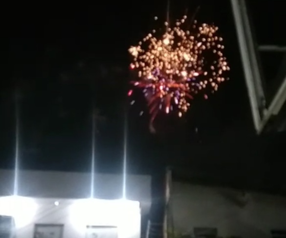 Manaus tem foguetório em aniversário de posse do Comando Vermelho na cidade; vídeos