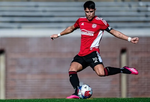 Luiz Araújo é liberado pelo Atlanta e chega para se apresentar ao Flamengo dia 26