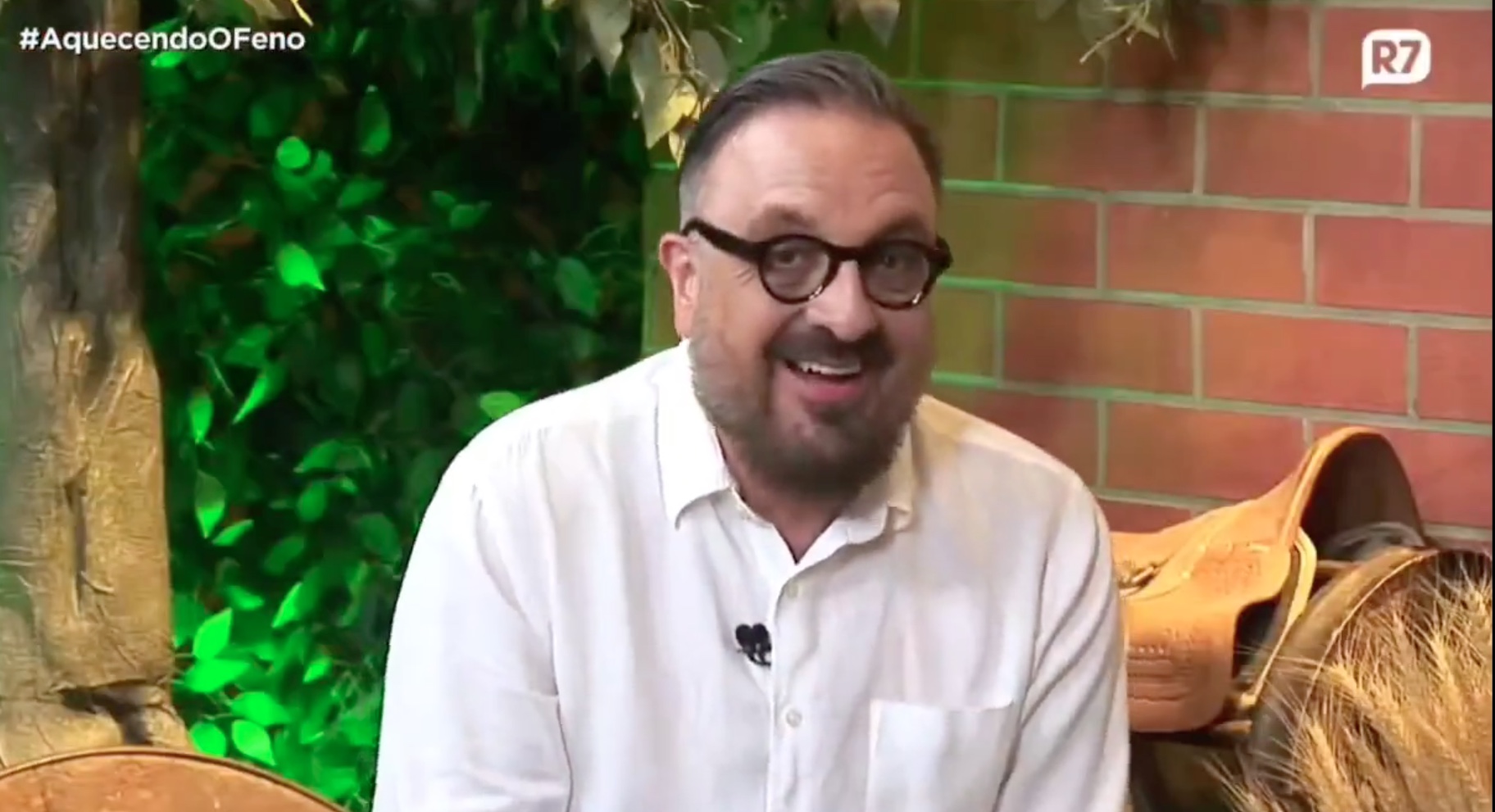 Carelli confirma ex-participantes em A Fazenda 15