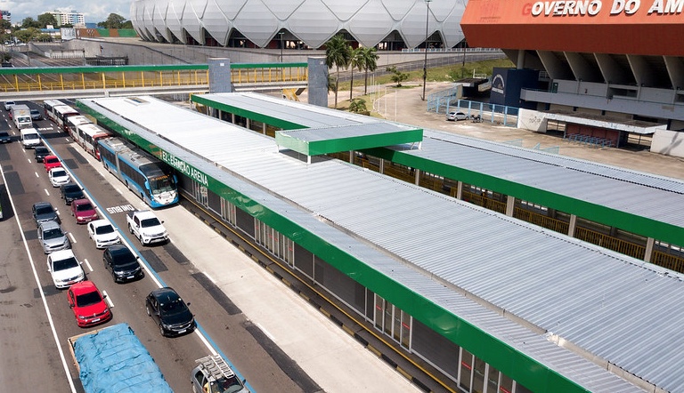 Estações de ônibus serão desativadas durante desfile militar em Manaus; veja como fica transporte