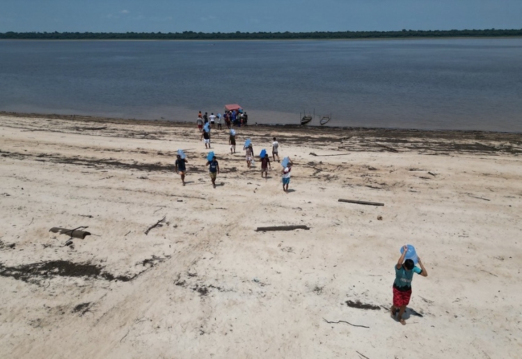 Sobe para 584 mil o número de pessoas afetadas pela seca severa no Amazonas
