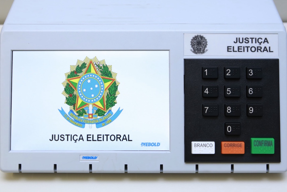 Justiça suspende lançamento de pré-candidatura à reeleição do prefeito de Itacoatiara