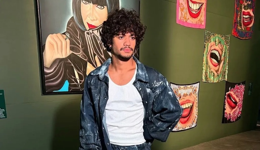 Ex-BBB Gabriel Santana é acordado por policiais em operação contra tráfico de metanfetamina