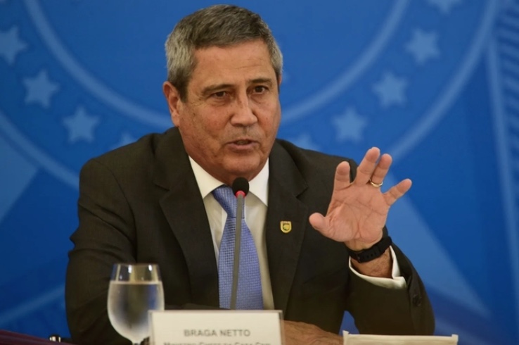 PF encontra plano ligado ao 7 de setembro em celular de auxiliar de Braga Netto