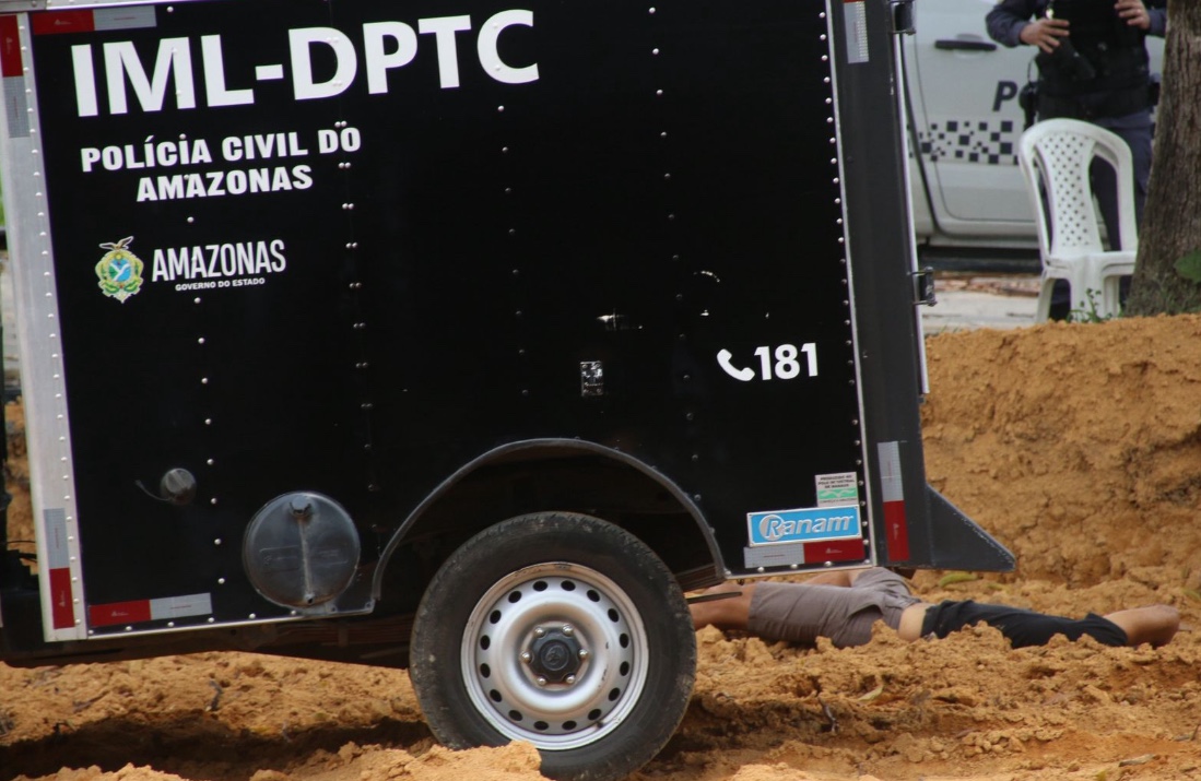 Homem é executado com mais de 10 tiros na Avenida do Turismo