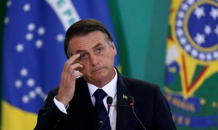 STF forma maioria para manter condenação de 27 anos contra Bolsonaro