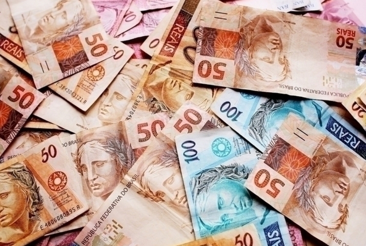 Ninguém acerta na Mega-Sena e prêmio vai a R$ 42 milhões