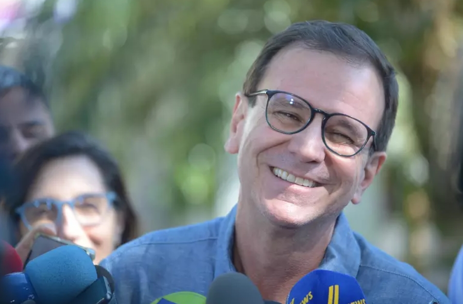 Eduardo Paes é eleito prefeito do Rio de Janeiro