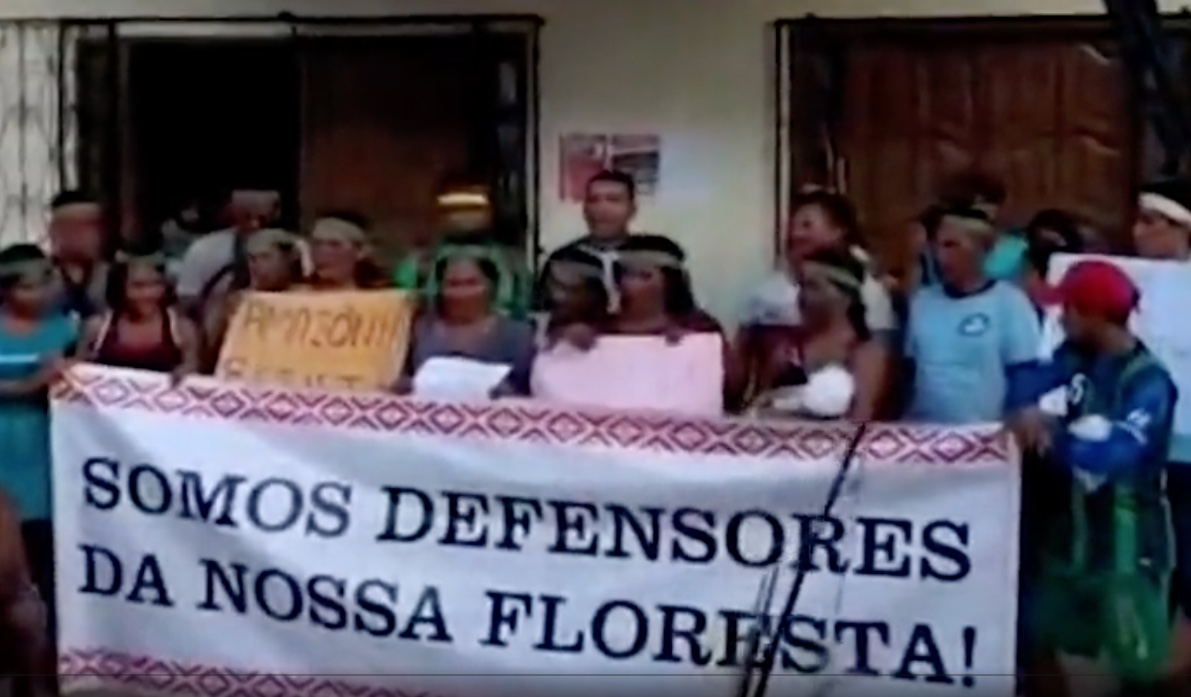 Em protesto, indígenas entoam canção cantada pelo indigenista Bruno Pereira; vídeo