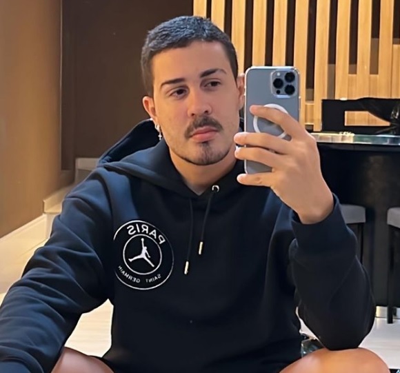 Carlinhos Maia dispensa funcionários e se muda para SP após roubo milionário
