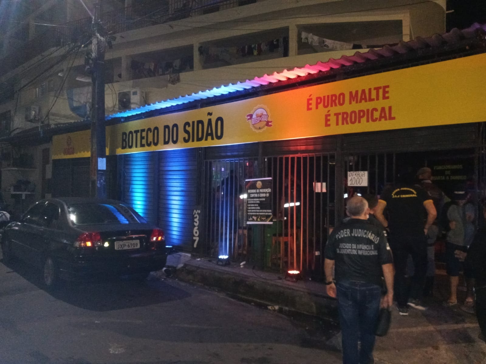 Bares são autuados durante fiscalização da CIF em Manaus