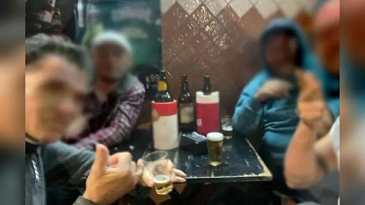 Advogado conhece homens em bar e acaba dopado e roubado