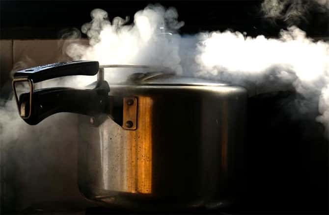 Idosa é queimada e netos pulam de prédio após panela explodir em Manaus
