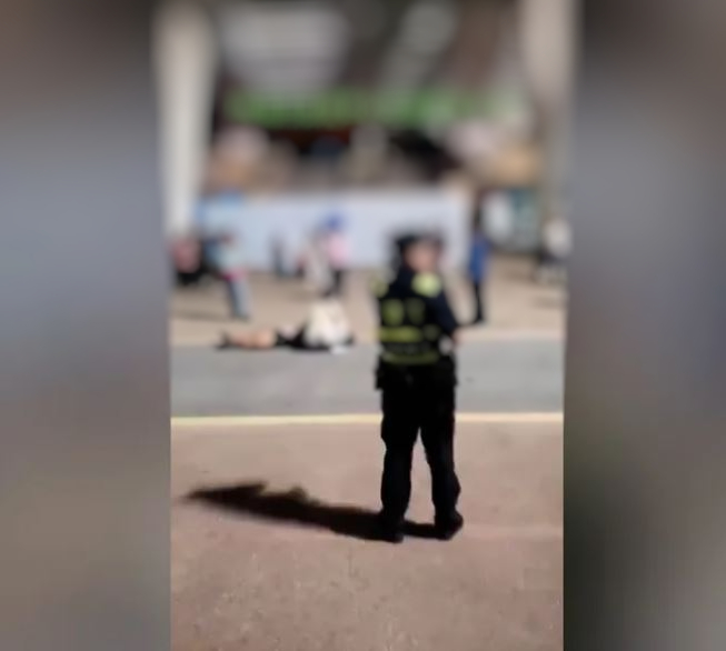 Motorista que matou 35 pessoas na China se esfaqueou após atropelamento em massa