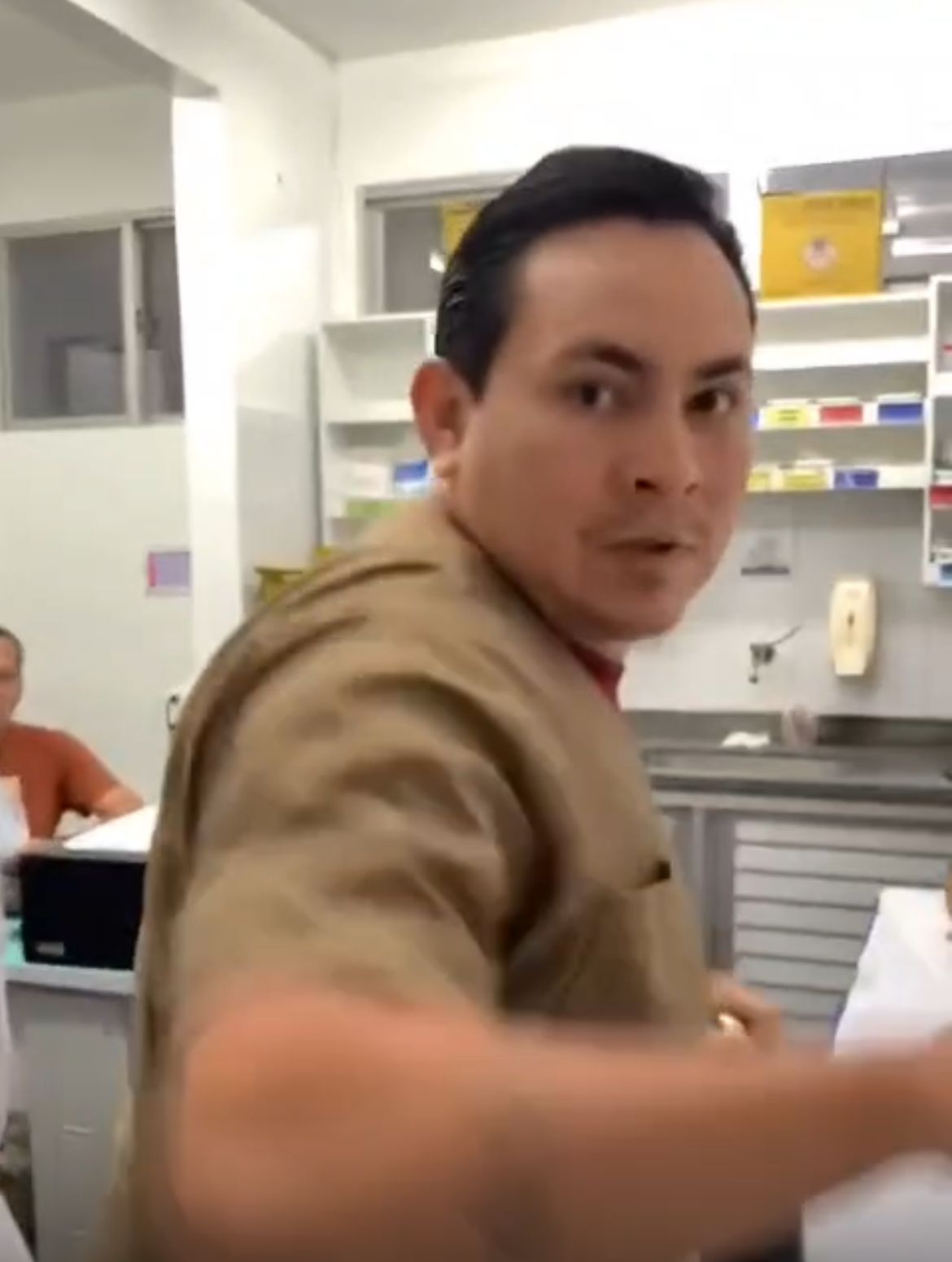 Abuso de colega de curso após festa motivou expulsão de investigado por agressão em SPA de Manaus