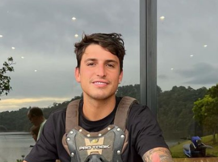 Defesa de ex-BBB Felipe Prior se manifesta após condenação por estupro