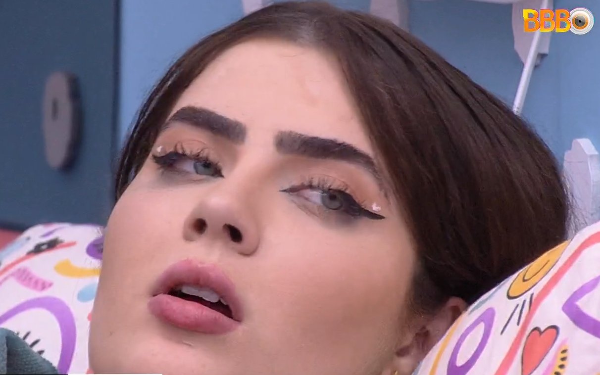 ADMs de Jade Picon se explicam após críticas de irmão, mãe e fãs da sister 